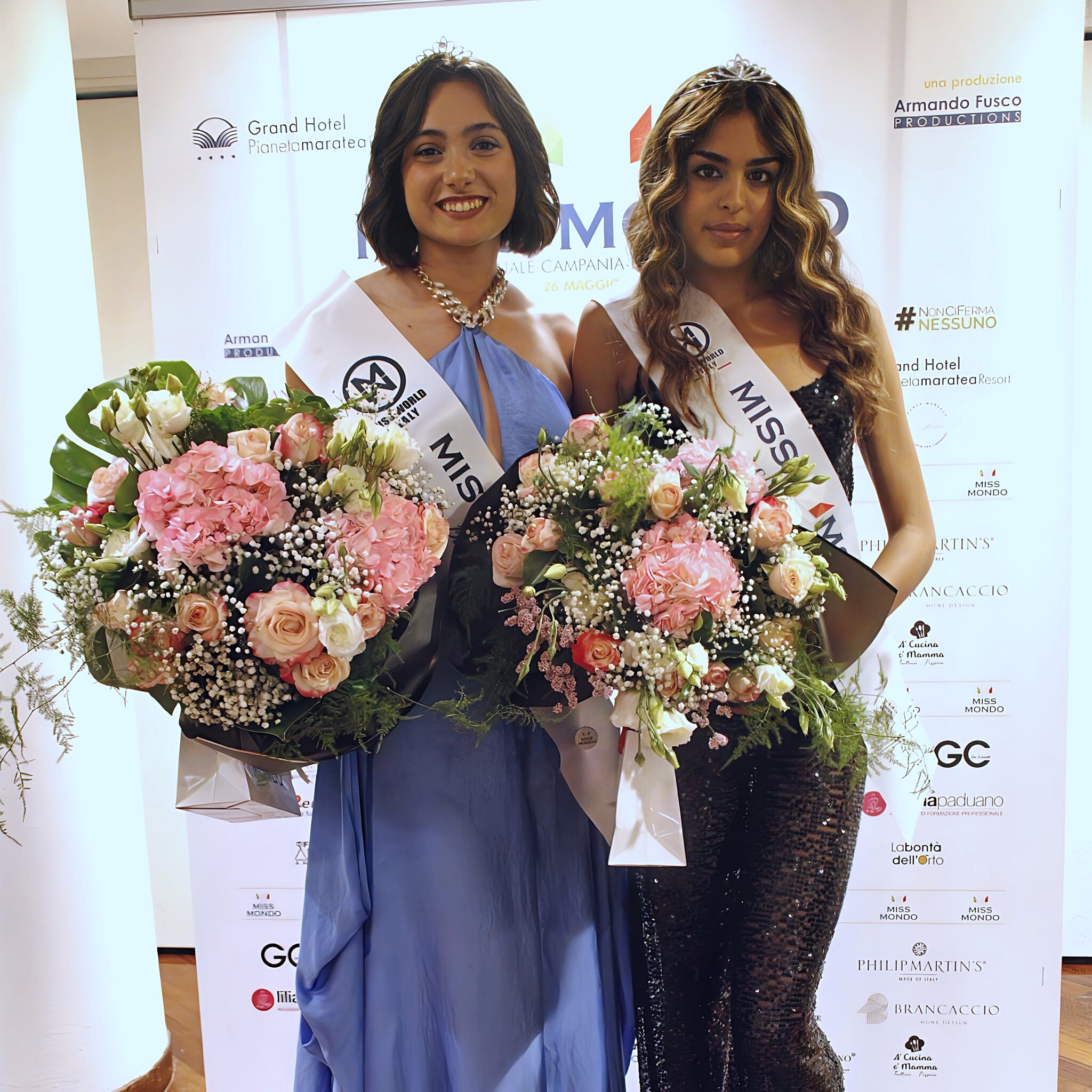 Da sinistra Miss Mondo Basilicata e Miss Mondo Campania