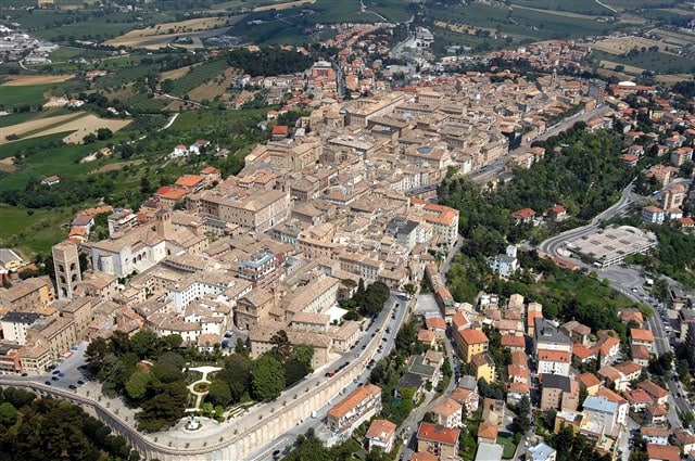 Veduta aerea di Osimo