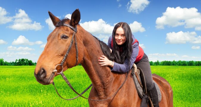 Detto Napoletano: A cavallo 'e razza nun serve scurriato