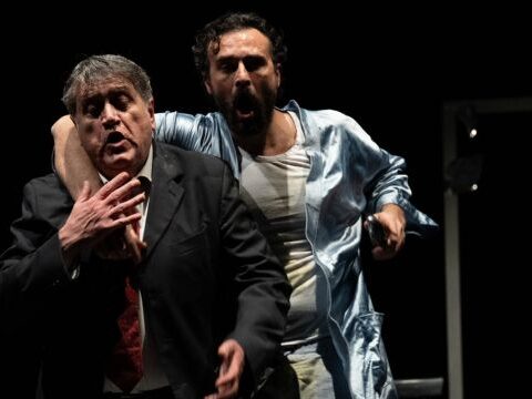 L’Anniversario - Reloaded: Ironia e Dramma al Teatro nel Garage